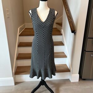 Gregory Black and White Sheath Dress Sleeveless V-Neck Midi